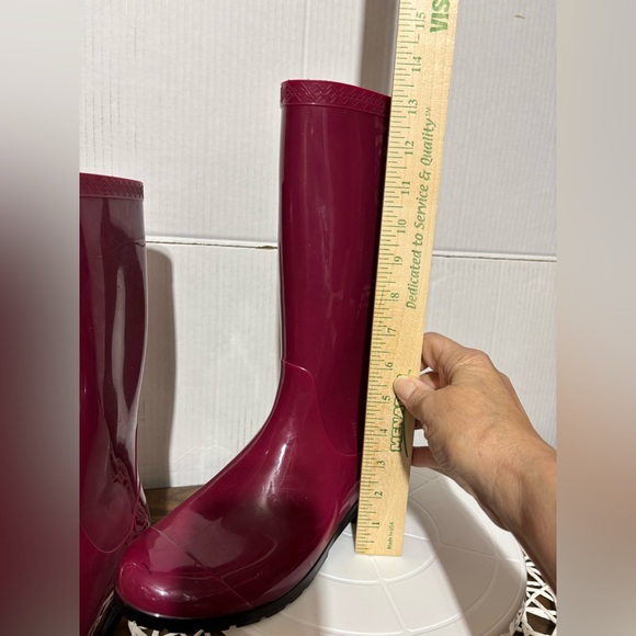 BOOT SALE size 8 Shaye Purple Tall Rubber Rain Boots 13.5” high.1”heel appearNEW - Picture 7 of 9
